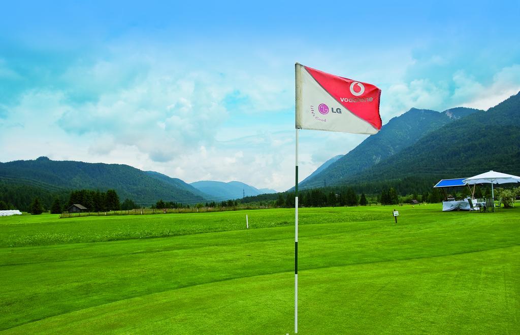 Parkhotel Wallgau 4 Sterne Superior Alpenjuwel Mit Spa Genuss, Golf & Wellness In Der Karwendel-Region Tradition Trifft Eleganz Im Stilvollen Rueckzugsort ภายนอก รูปภาพ