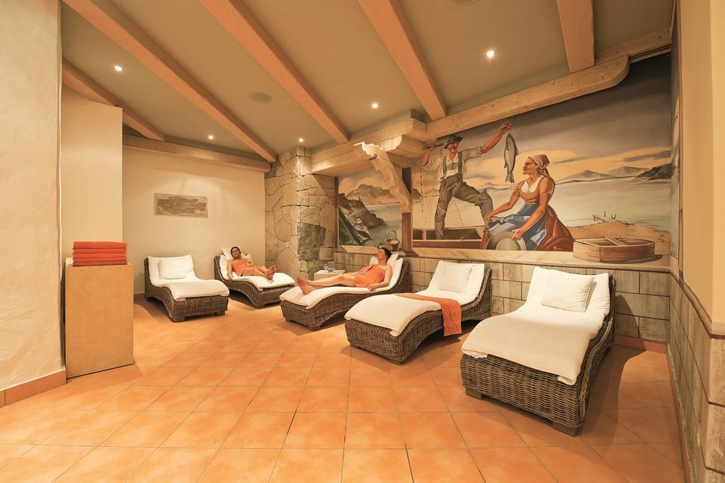Parkhotel Wallgau 4 Sterne Superior Alpenjuwel Mit Spa Genuss, Golf & Wellness In Der Karwendel-Region Tradition Trifft Eleganz Im Stilvollen Rueckzugsort ภายนอก รูปภาพ