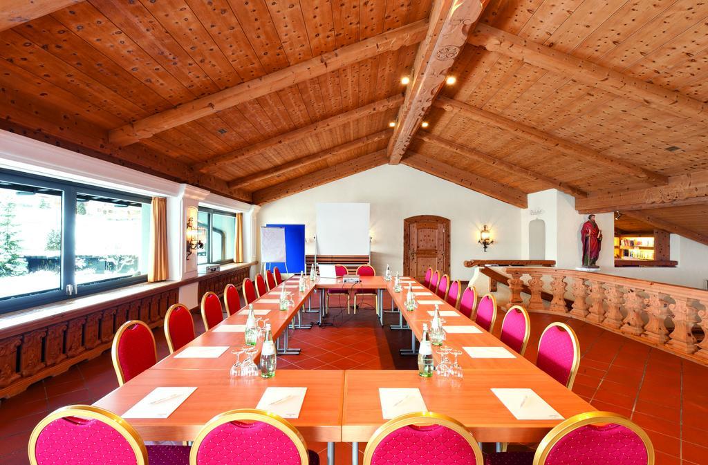 Parkhotel Wallgau 4 Sterne Superior Alpenjuwel Mit Spa Genuss, Golf & Wellness In Der Karwendel-Region Tradition Trifft Eleganz Im Stilvollen Rueckzugsort ภายนอก รูปภาพ